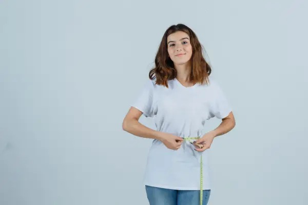 ابدومینوپلاستی با تکنیک مینی مناسب چه کسانی است؟